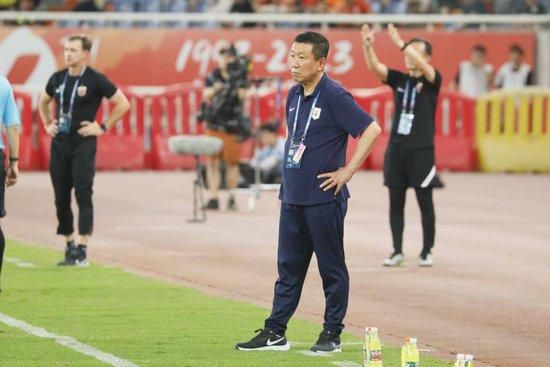 最终全场比赛结束，米兰1-0佛罗伦萨。